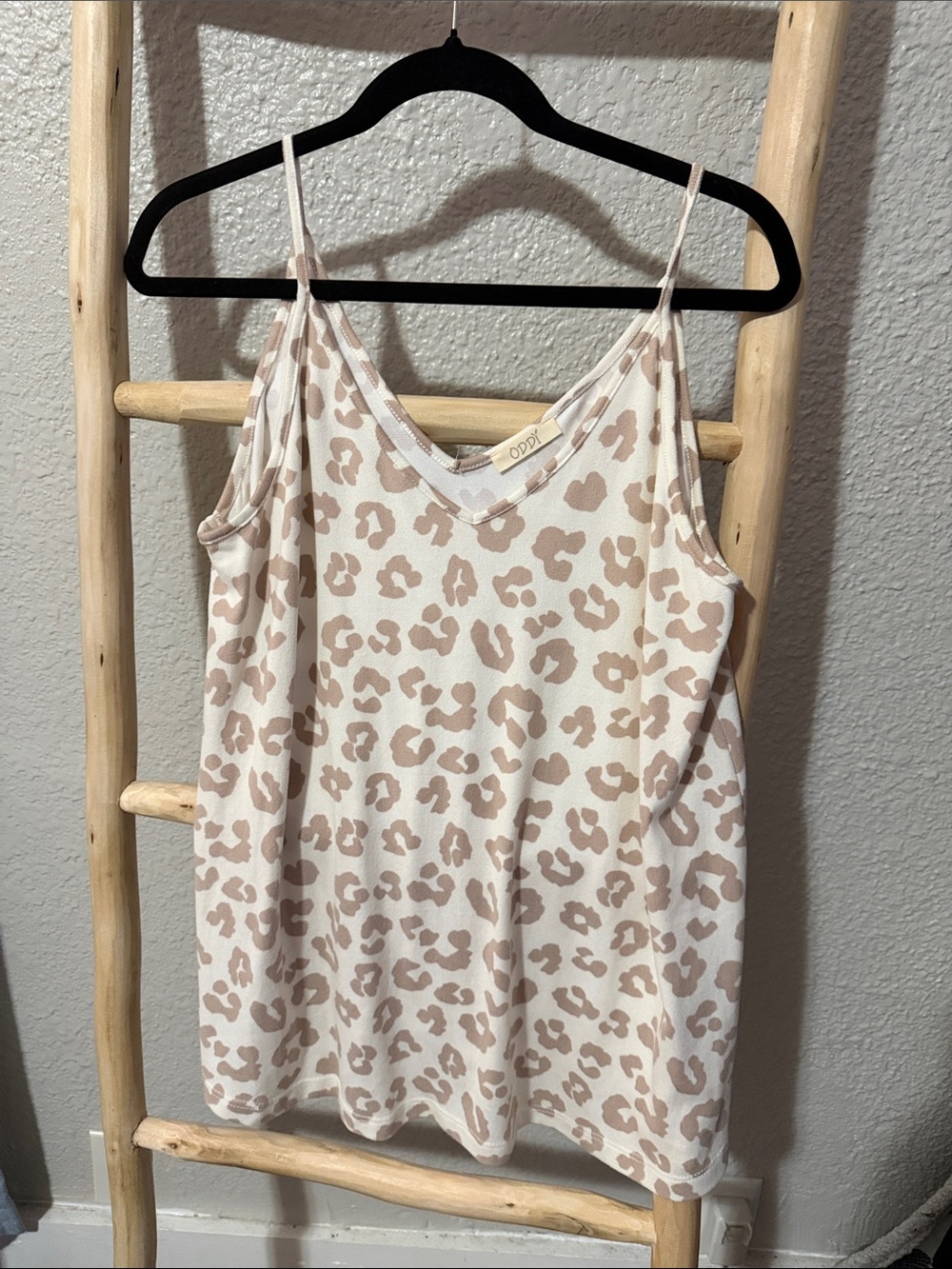 ODDY Leopard Print V-Neck Cami - Cream & Tan